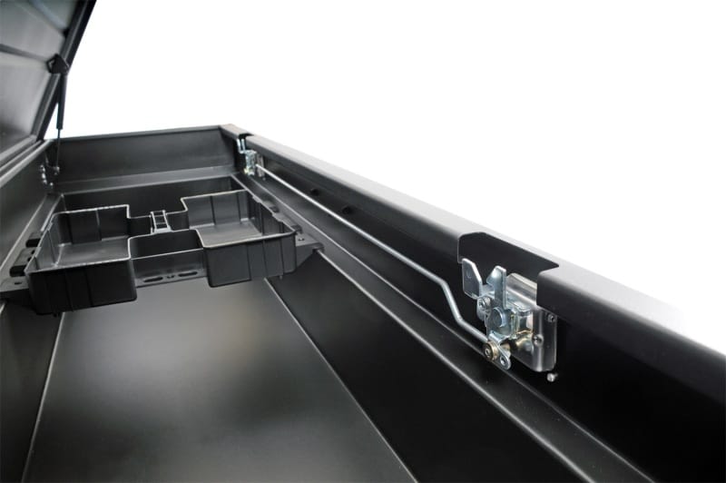 DZE Steel Toolbox thumbnail 2