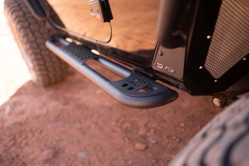 DV8 Hinge Mounted Steps