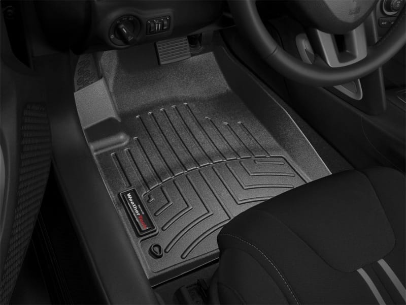 WT FloorLiner - Front - Blk thumbnail 2