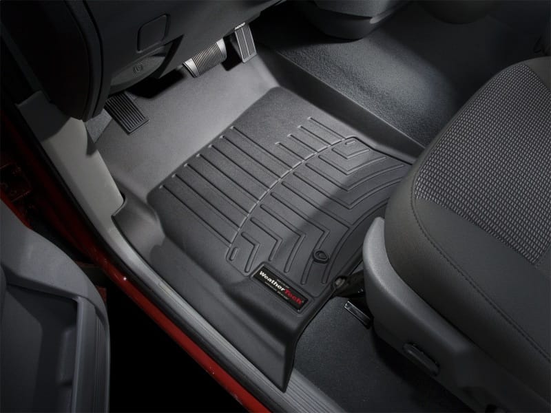 WT FloorLiner - Front - Blk thumbnail 2