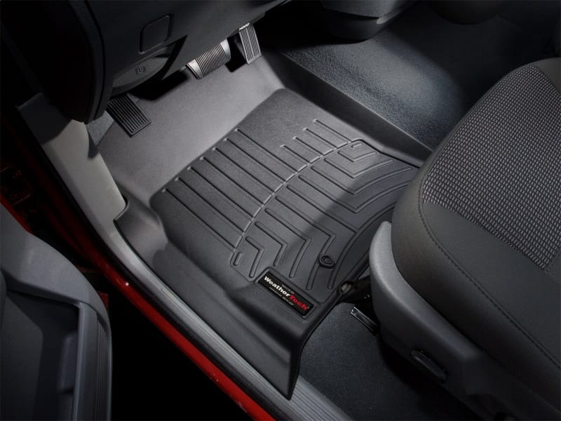 WT FloorLiner - Front - Blk thumbnail 2